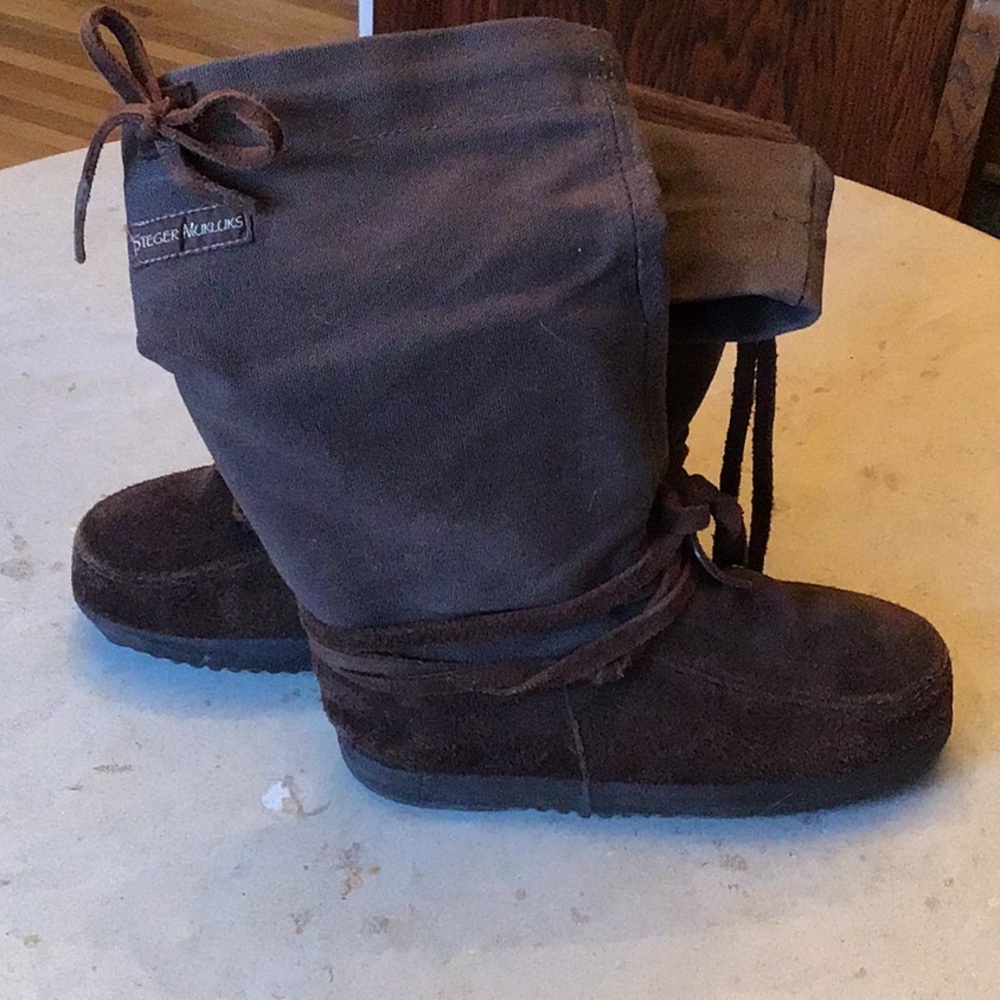 Steger Mukluks- chocolate brown